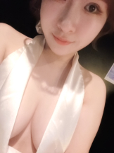 エマニエル秋葉原 - かえでの女の子ブログ画像