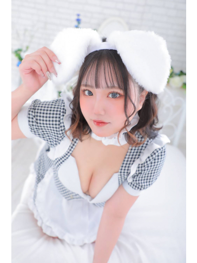 あや