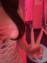 VIVIDCREW Pink Party Paradise - みるの女の子ブログ画像