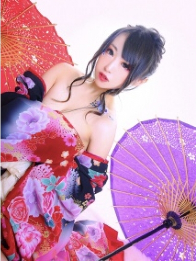 ゆりあ
