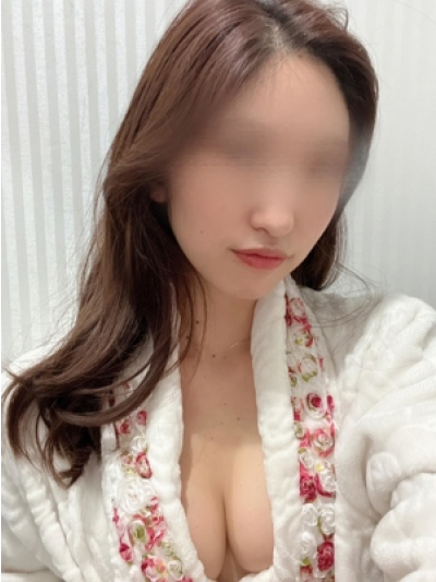 エミ