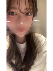 みい