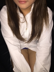 ゆりな